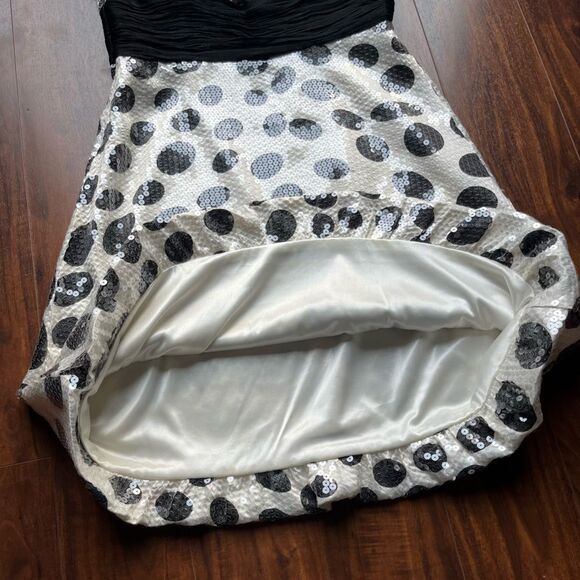 La Femme sequined, printed cocktail dress w/ black waistband + strapless bodice - Picture 9 of 13